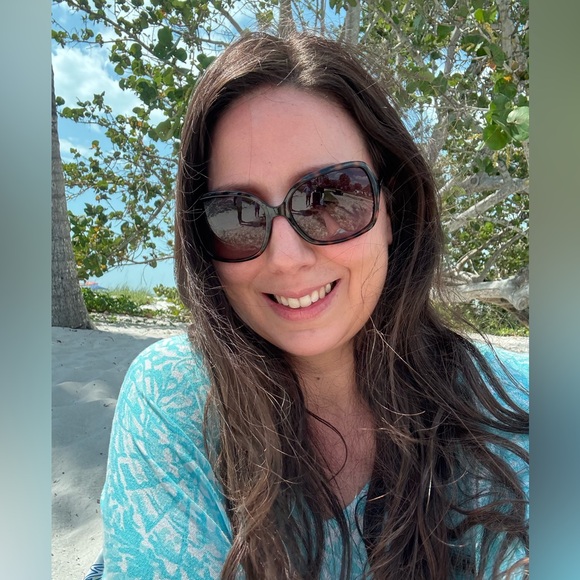 Meet your Posher, Janell - Picture 4 of 13